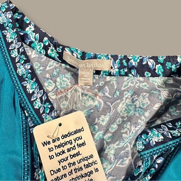 NWT Woman Within ‘Plus Size Button-Front Mixed Print Tunic’ in Teal/Navy Floral - Picture 2 of 15